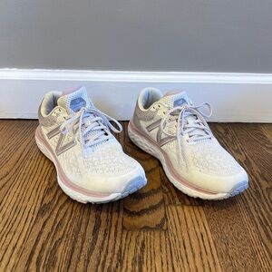 New Balance Women's Athletic Shoes